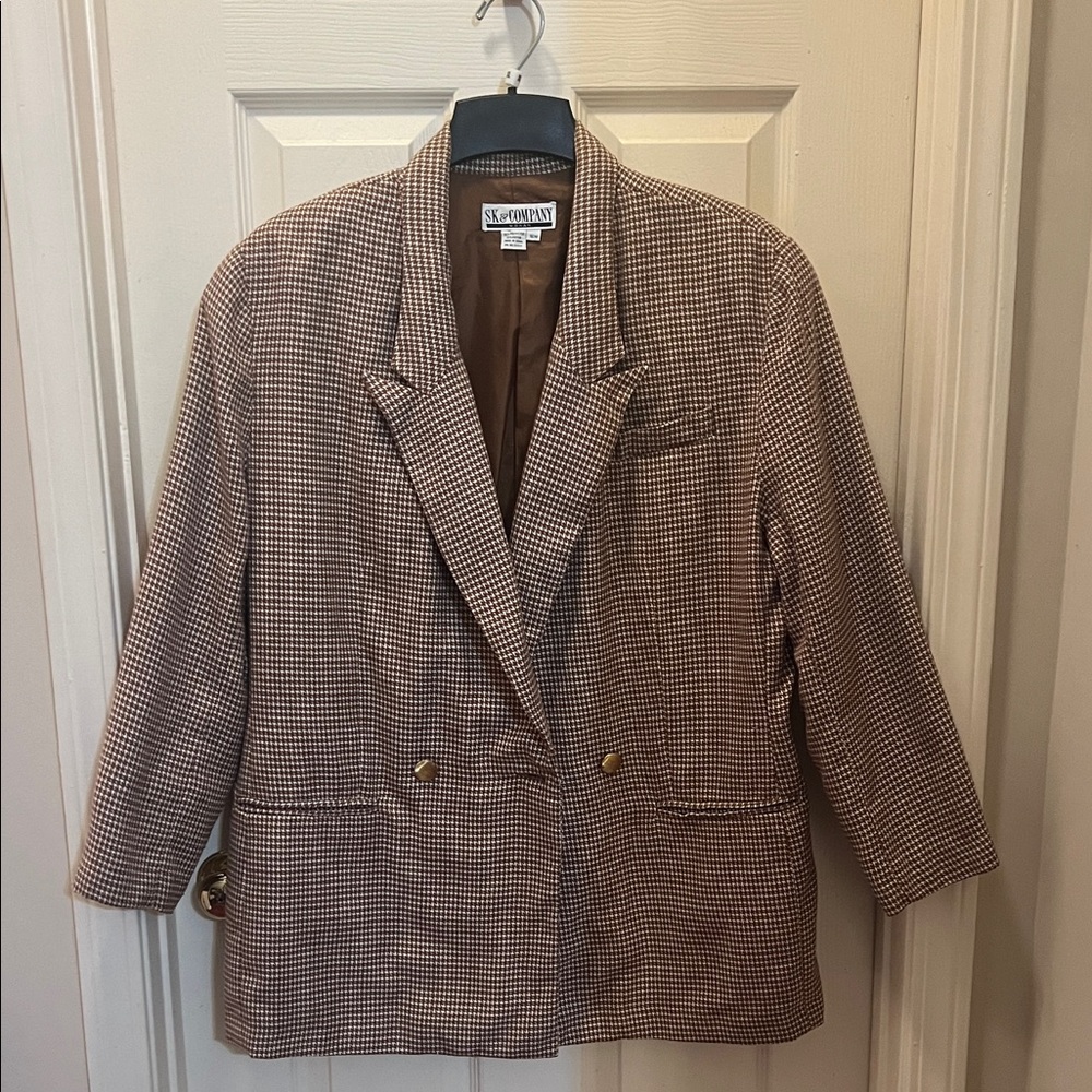 Classic Houndstooth Blazer Set with Gold Accents